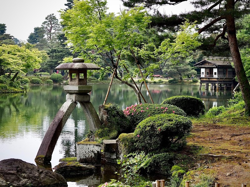 Kenroku-en